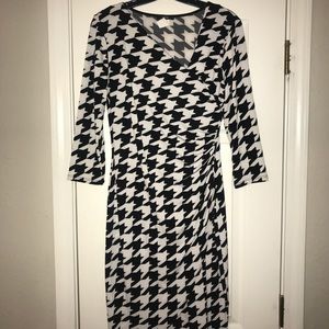 🐘 Houndstooth Wrap dress